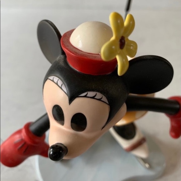 WDCC Minnie Mouse - Picture 2 of 10